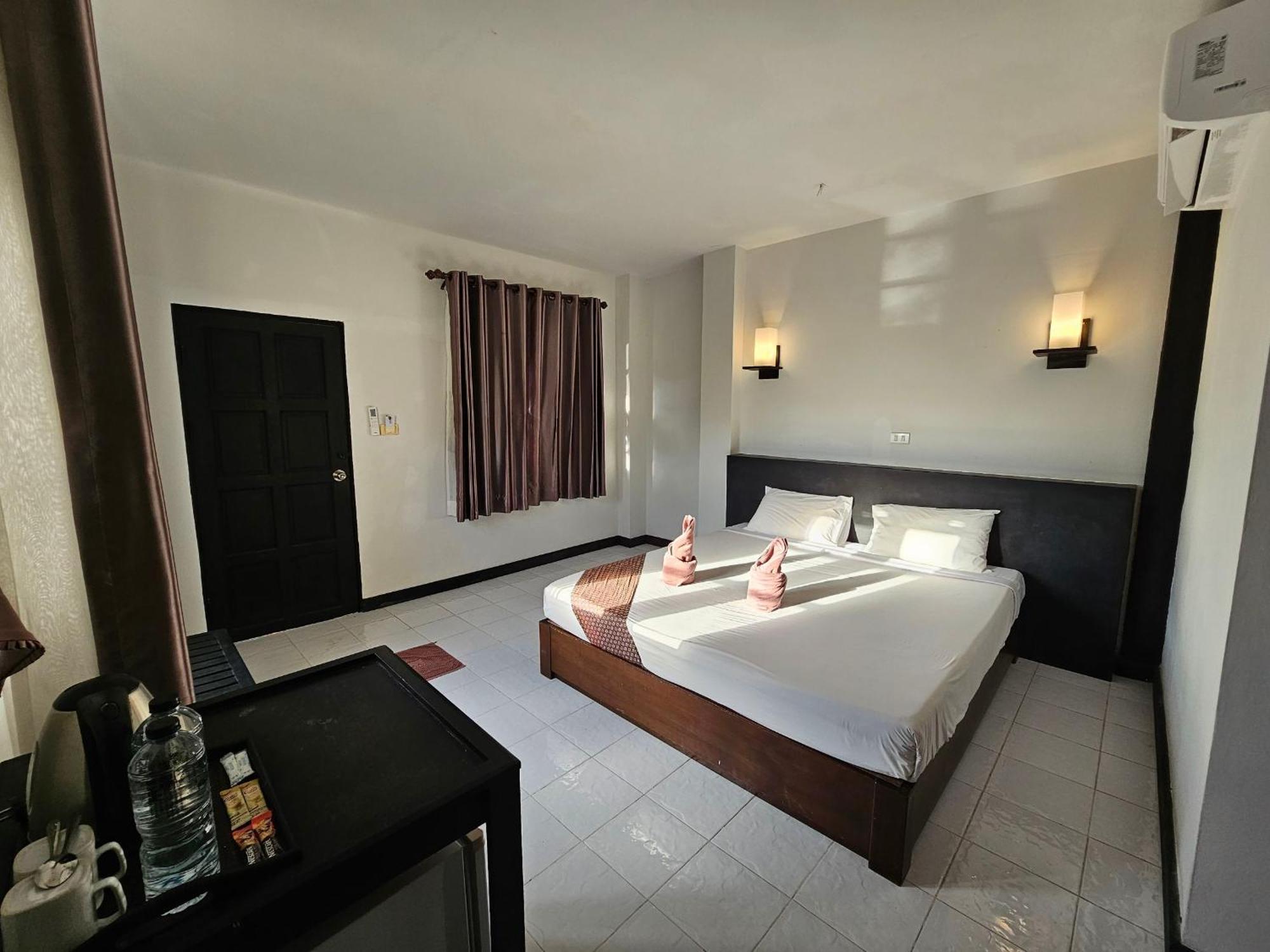 קו פי פי Phitharom Pp Resort מראה חיצוני תמונה
